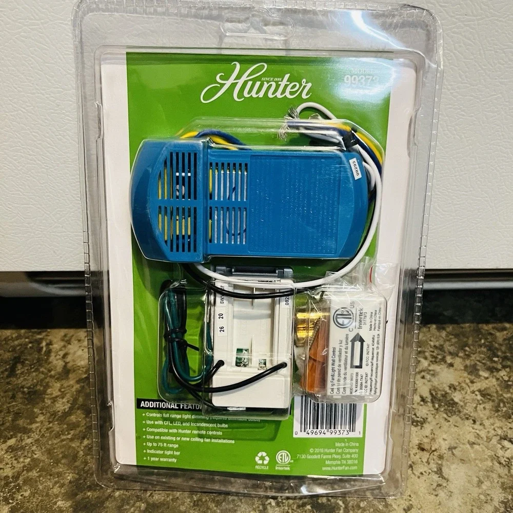 Hunter indoor white